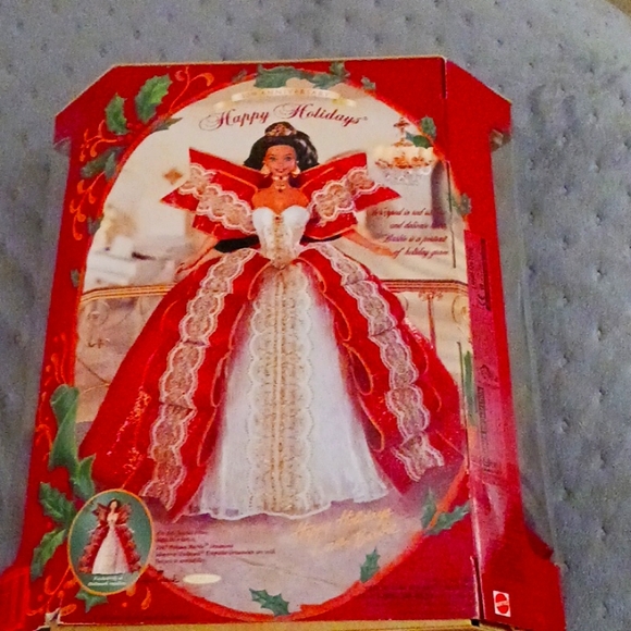 Barbie*VINTAGE HOLIDAY BARBIE 1997 NWT - Picture 4 of 5